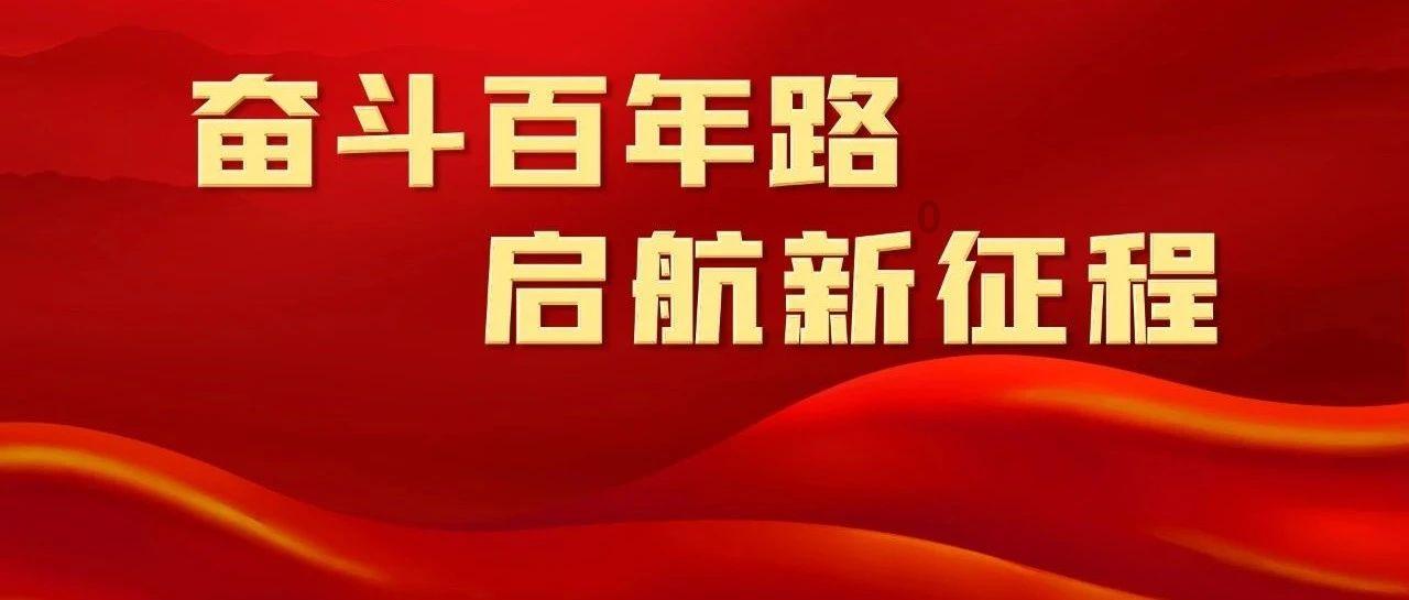 娃娃领针织衫配高腰牛仔裤，设计感十足，尽显成熟魅力，你喜欢吗？游戏画面